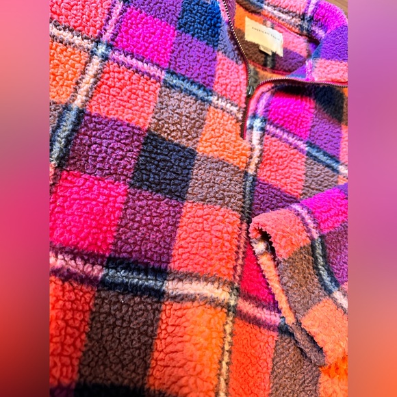 American Eagle Cropped Half Zip Sweater. Size M - Picture 2 of 10